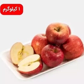 سیب درختی قرمز ( میوه)